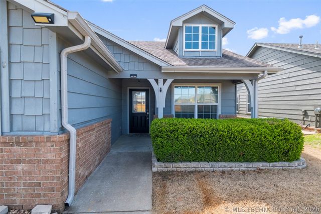15108 E 108th Place North, Owasso, OK 74055
