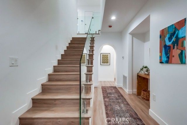 4016 6th Avenue, Los Angeles, CA 90008