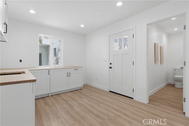 4016 6th Avenue, Los Angeles, CA 90008