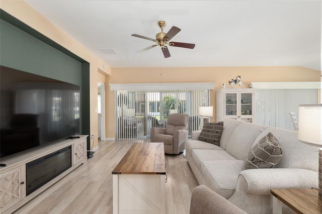 8716 SE 136TH PLACE, Summerfield, FL 34491