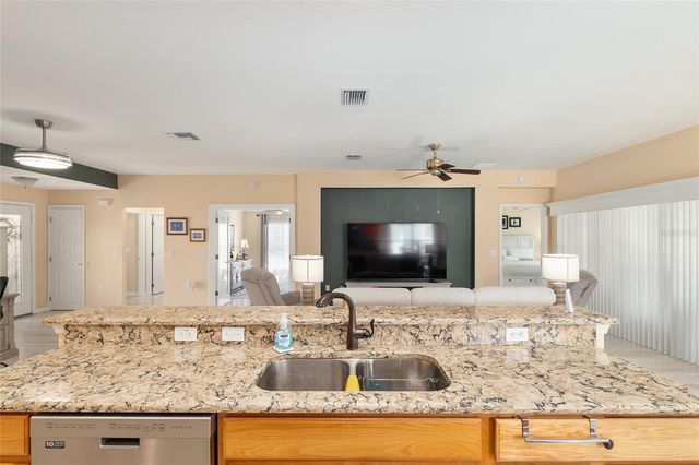 8716 SE 136TH PLACE, Summerfield, FL 34491