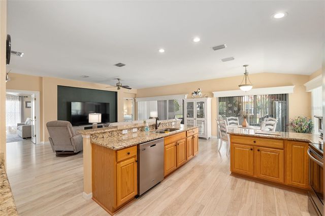 8716 SE 136TH PLACE, Summerfield, FL 34491