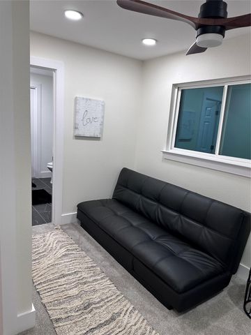 3206 White Post B RD B, Cedar Park, TX 78613