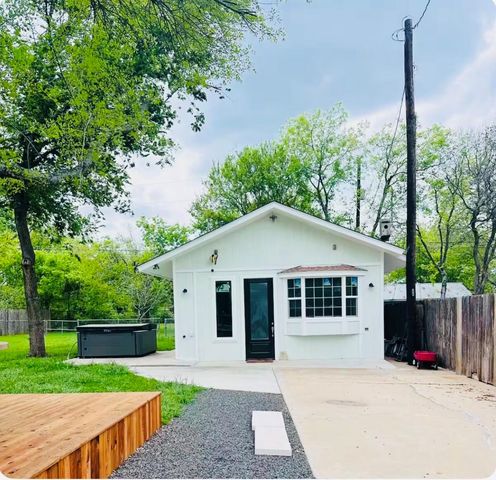 3206 White Post B RD B, Cedar Park, TX 78613