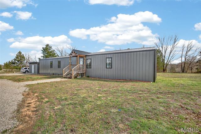 17007 Dogwood Drive, Lebanon, MO 65536