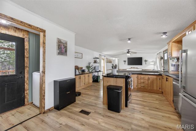 17007 Dogwood Drive, Lebanon, MO 65536