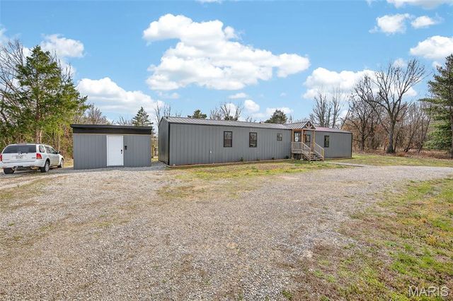 17007 Dogwood Drive, Lebanon, MO 65536