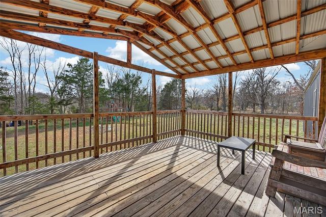 17007 Dogwood Drive, Lebanon, MO 65536