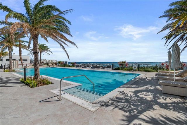 220 Lake Shore Drive 1207, Lake Park, FL 33403