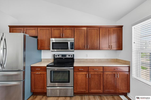 14613 Knudsen Street, Omaha, NE 68007