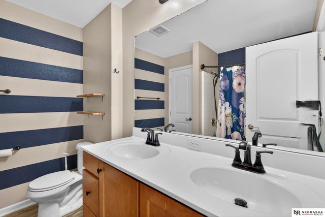 14613 Knudsen Street, Omaha, NE 68007