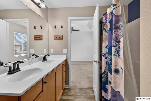 14613 Knudsen Street, Omaha, NE 68007