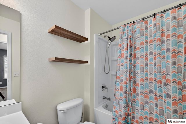 14613 Knudsen Street, Omaha, NE 68007