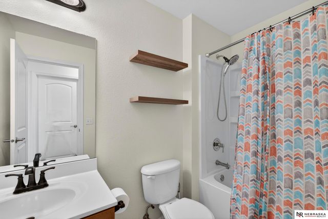 14613 Knudsen Street, Omaha, NE 68007