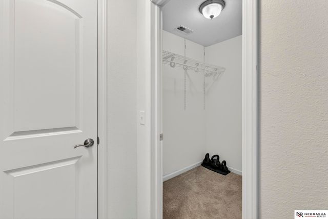 14613 Knudsen Street, Omaha, NE 68007