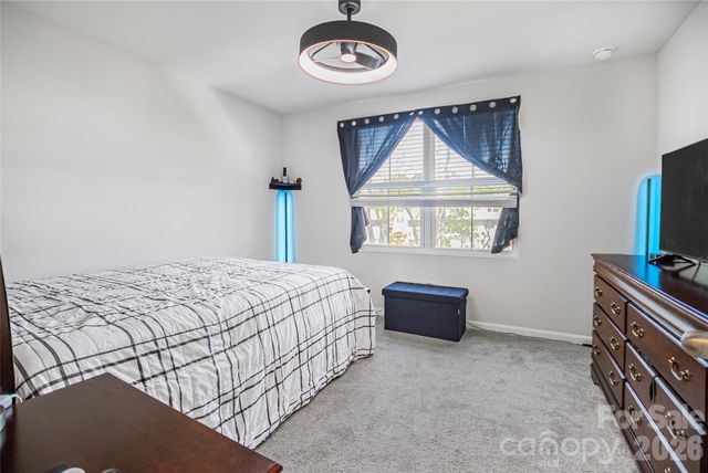 6109 Carrick Bend Court, Charlotte, NC 28269