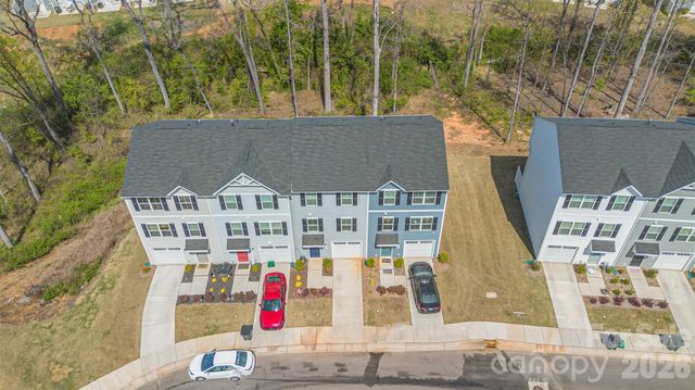 6109 Carrick Bend Court, Charlotte, NC 28269