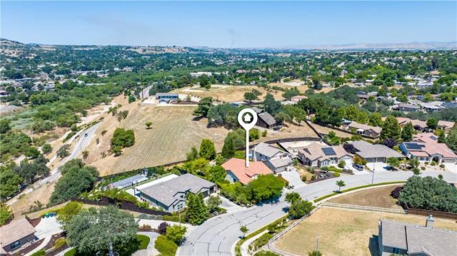 669 Red Cloud Road, Paso Robles, CA 93446
