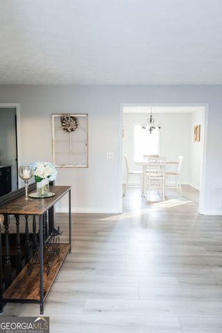 135 Sequoyah Circle, Canton, GA 30115