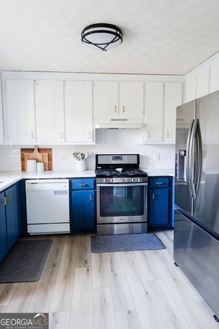 135 Sequoyah Circle, Canton, GA 30115