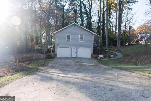 135 Sequoyah Circle, Canton, GA 30115