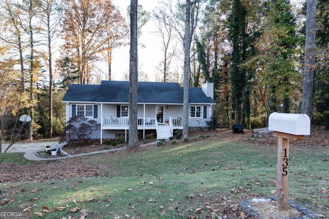 135 Sequoyah Circle, Canton, GA 30115