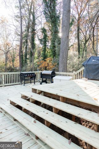 135 Sequoyah Circle, Canton, GA 30115