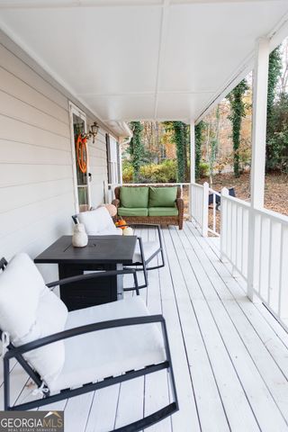 135 Sequoyah Circle, Canton, GA 30115