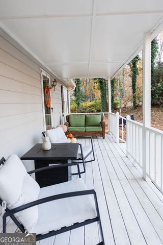 135 Sequoyah Circle, Canton, GA 30115