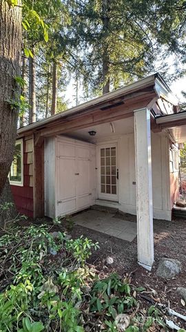 16310 Ashworth Avenue N, Shoreline, WA 98133