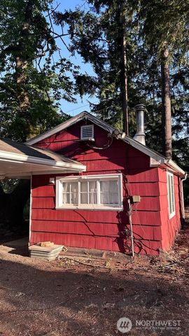 16310 Ashworth Avenue N, Shoreline, WA 98133