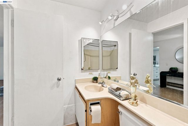 2901 Macarthur Blvd 103, Oakland, CA 94602