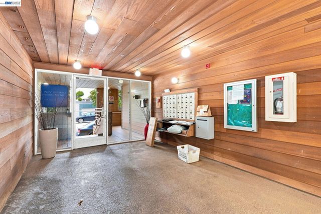 2901 Macarthur Blvd 103, Oakland, CA 94602