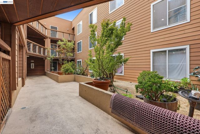 2901 Macarthur Blvd 103, Oakland, CA 94602