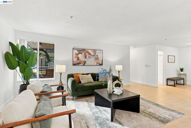 2901 Macarthur Blvd 103, Oakland, CA 94602