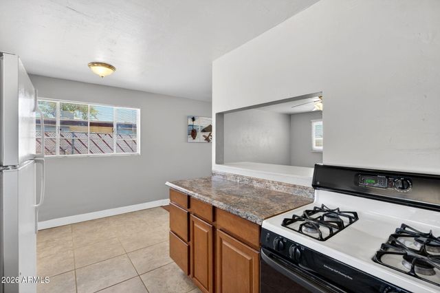 720 W 12TH Street, Tempe, AZ 85281