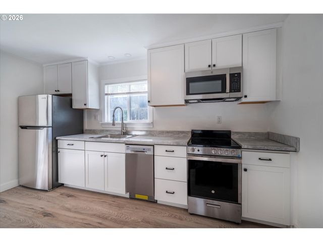 88579 HIGHWAY 42S, Bandon, OR 97411