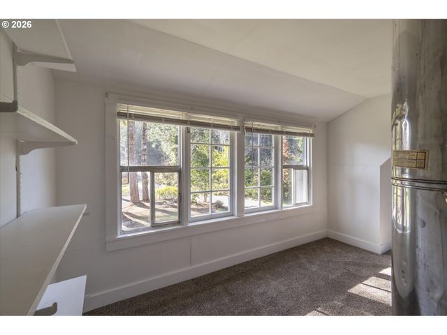 88579 HIGHWAY 42S, Bandon, OR 97411