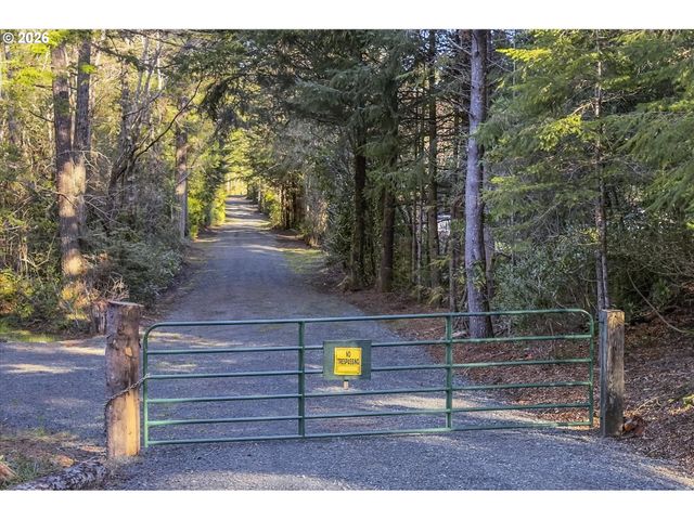 88579 HIGHWAY 42S, Bandon, OR 97411