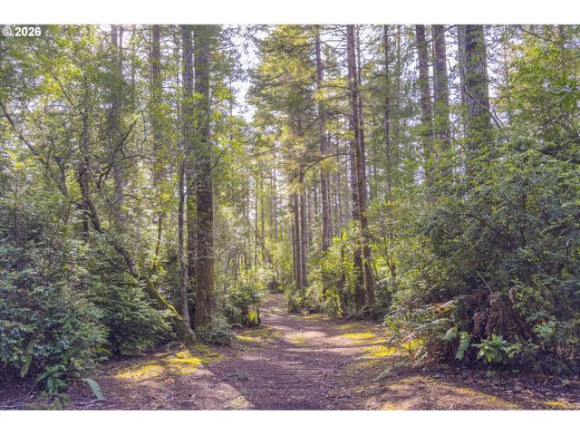 88579 HIGHWAY 42S, Bandon, OR 97411