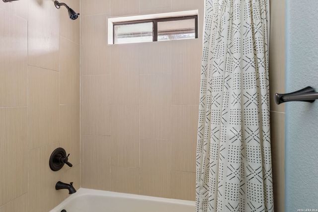 2442 Rim Oak, San Antonio, TX 78232