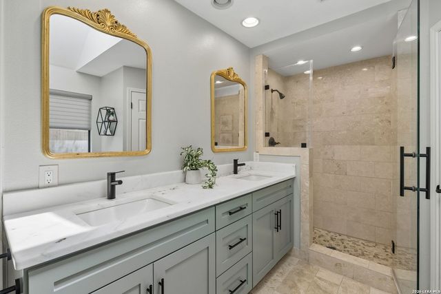 2442 Rim Oak, San Antonio, TX 78232