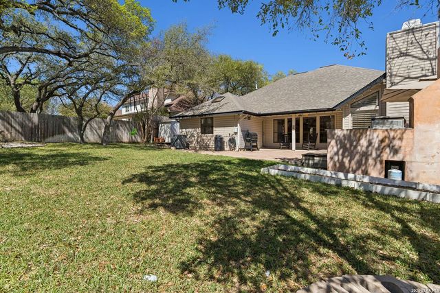 2442 Rim Oak, San Antonio, TX 78232