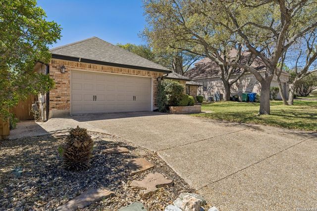 2442 Rim Oak, San Antonio, TX 78232