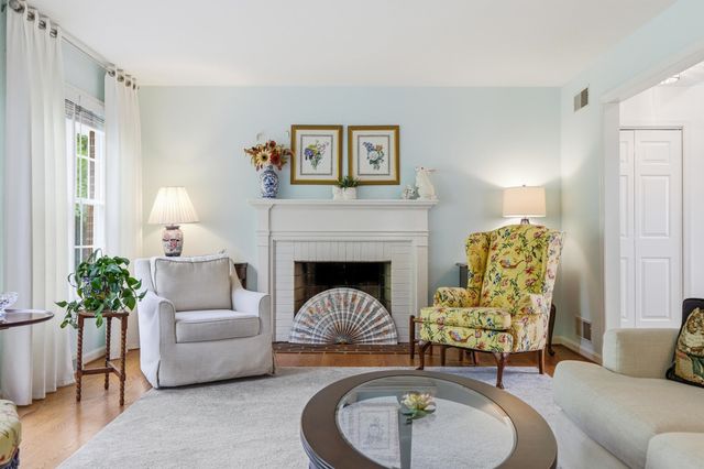 415 KERN ST, Woodstock, VA 22664