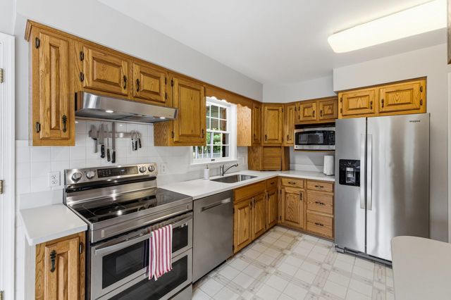 415 KERN ST, Woodstock, VA 22664