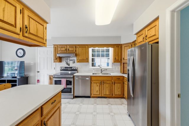 415 KERN ST, Woodstock, VA 22664