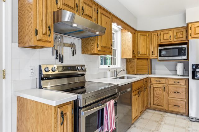 415 KERN ST, Woodstock, VA 22664