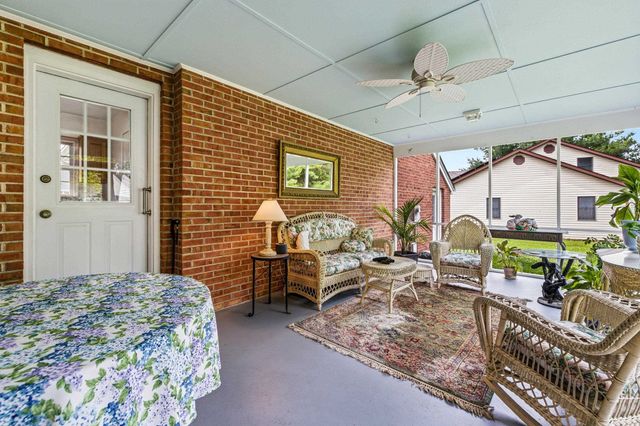 415 KERN ST, Woodstock, VA 22664