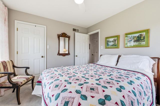 415 KERN ST, Woodstock, VA 22664